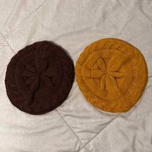 Bundle of two beanies